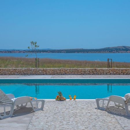 Apartment Amazing Island Povljana Exterior photo